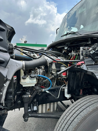 Camión Freightliner M2 2016 Nacional Torton Rabon
