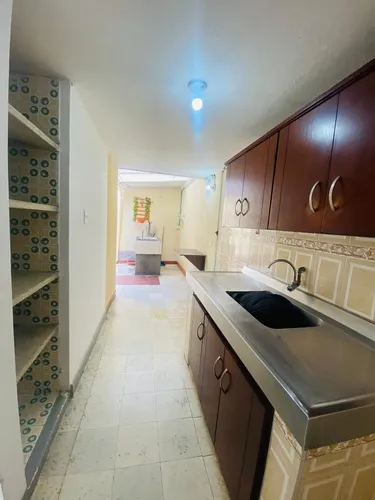 Vendo Casa Unifamiliar De Dos Pisos Barrio Los Alamos