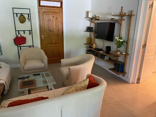 Venta De Excelente Departamento En Chateau El Palmar Nordelta Con Jardín Y Pileta Propio.