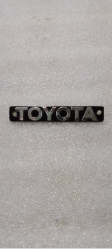 Emblema Toyota Araya 1.991/92/1.993 Original Usado 