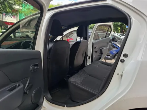 Renault Logan 1.6 Expression