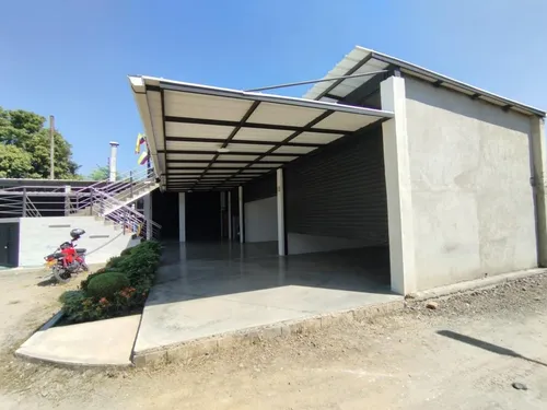 Local En Arriendo En Rozo. Cod A10389