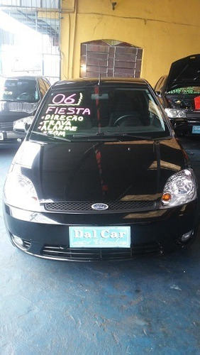 Ford Fiesta Preto 4 Portas