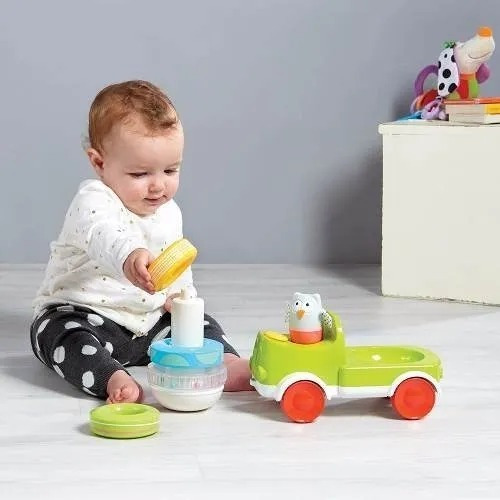 Imagen 4 de 5 de Tractor Juguete Apilable Taf Toys Crawl & Stack