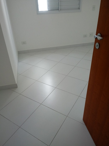 Imagem 3 de 9 de Apartamento Para Locacao - L-4612