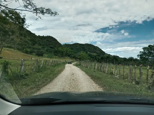 Linda Finca Que Hace Parte De Una Mas Grande, Para Inversionista Es Sub Urbana