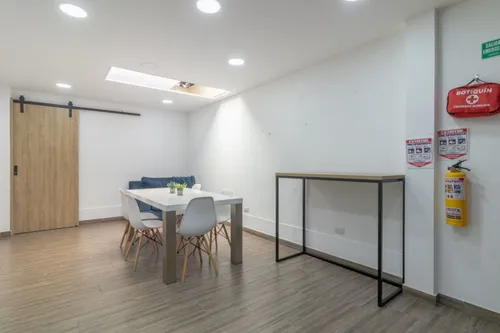 Oficina En Arriendo/venta En Pontevedra. Cod V16727