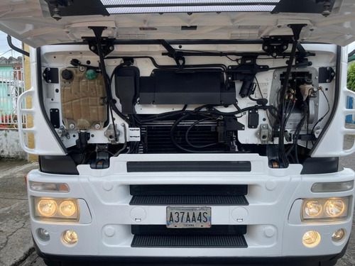 Imagen 9 de 10 de Iveco Estralis