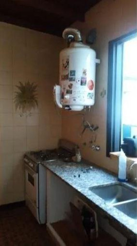 Casa Venta 2 Dormitorios 1 Baño 1 Cochera Y Patio 80 Mts 2 Cubiertos - Terreno 102 Mts 2- La Plata