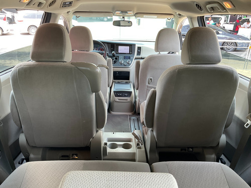 Toyota Sienna 3.5 Xle At