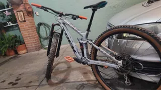 Bicicleta Treck Slash 2019