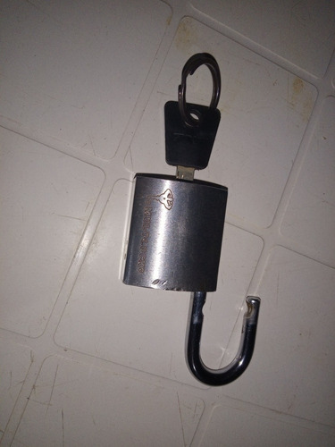 Imagem 2 de 3 de Cadeado Mul-t Lock G55