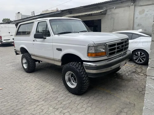Ford Bronco Xlt