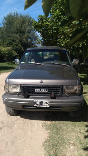 Imagen 4 de 15 de Isuzu Trooper 3.1