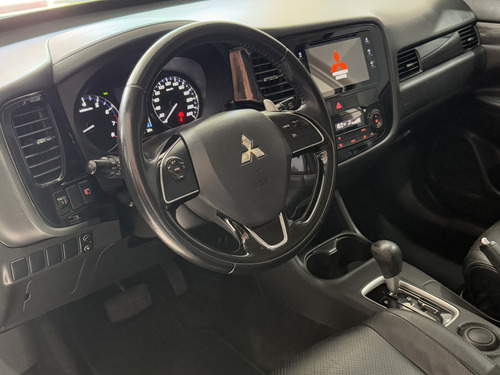 Mitsubishi Outlander 2.0