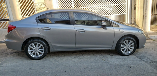 Imagem 5 de 13 de Honda Civic 2013 1.8 Lxs Flex Aut. 4p