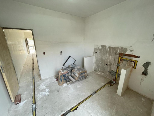 Imagen 7 de 16 de Triplex En Venta En José C. Paz Céntrico