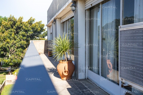 Muy Linda Casa De 4 Dormitorios En Unión-ref:30921