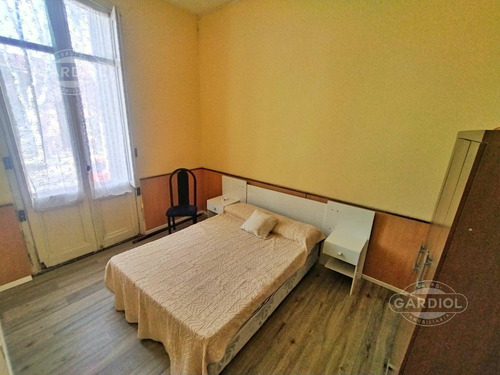 Venta De Casa 3 Dormitorios Con Garaje - Reducto
