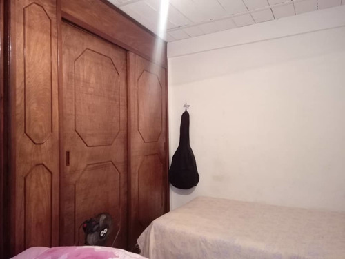 Imagen 7 de 9 de Casa En La Candelaria Pereferico Luz Castro 0412-474-60-33