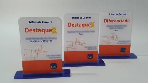 Imagem 3 de 5 de Placa De Homenagem Personalizada Acrilico 4mm - 1 Unid