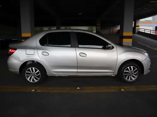 Renault Logan Intens 1.6 Mt Aa 4ab Abs