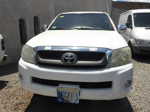Toyota Hilux 2.5 Cd Dx Pack I 120cv 4x4