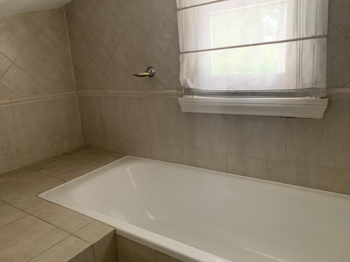 Casa En Venta En Martindale, Pilar