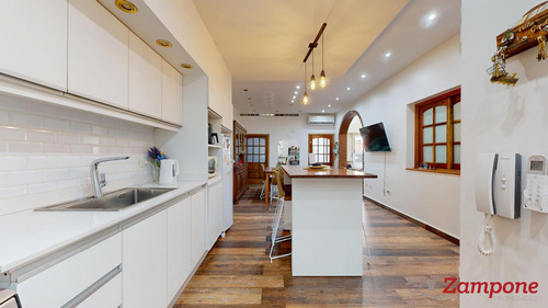 Casa En Venta En Vélez Sarsfield, Monte Castro, Cochera Fondo Terraza