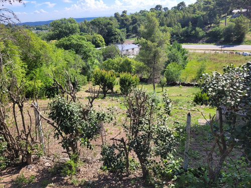 Casa En Altura Afueras De Huerta Grande Límite Con Villa Giardino 3d Cochera Parrilla