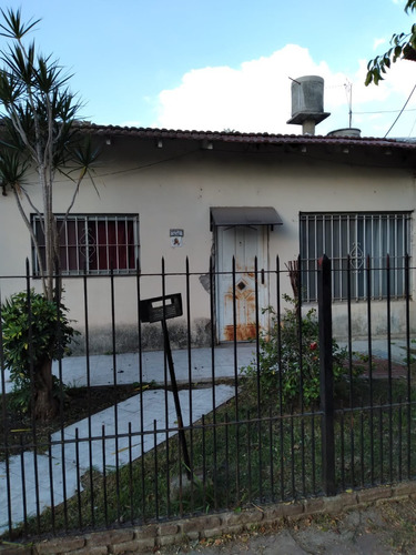 Casa En Claypole Tomaria Vehiculo Posible Financiacion 