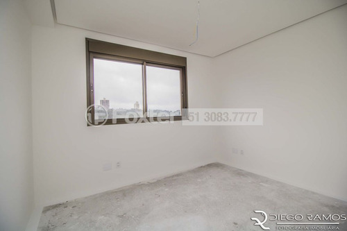 Imagem 7 de 30 de Apartamento, 1 Dormitórios, 46.35 M², Petrópolis - 178372