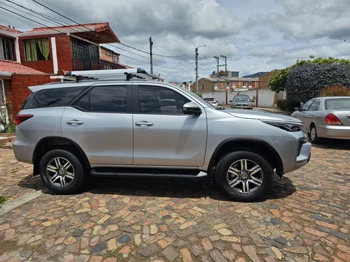 Diesel, Automática, 4x2, Full Equipo