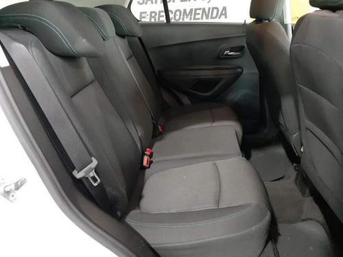 Imagem 10 de 14 de Tracker 1.8 Mpfi Lt 4x2 16v Flex 4p Automático