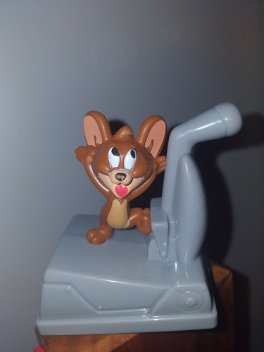 Figura Jerry A Cuerda De Tom Y Jerry