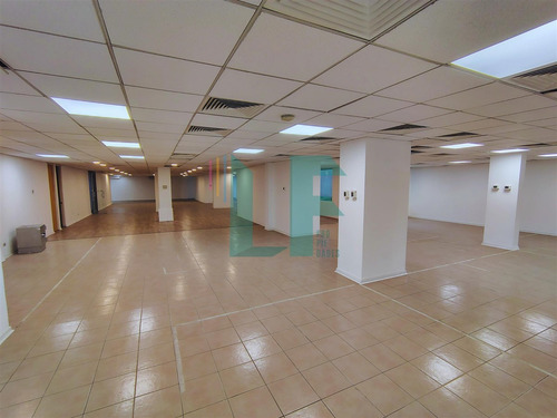Arriendo Oficina 703 M2 Metro El Golf Pleno Apoquindo