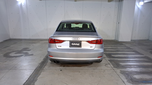 Audi A3 1.8 TFSI AMBIENTE S TRONIC