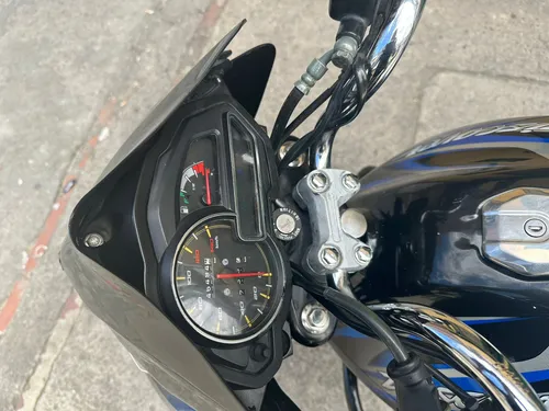 Vendo Excelente Moto Bajaj Discover 125. St+ Modelo 2014,día