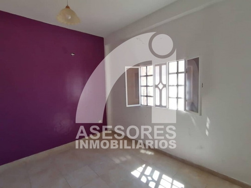 Imagen 8 de 10 de Casa En Venta En Judibana. Sector Los Bloques. Edo. Falcón