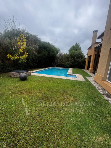 Casa Chalet En Alquiler En Las Glorietas, Nordelta, Tigre