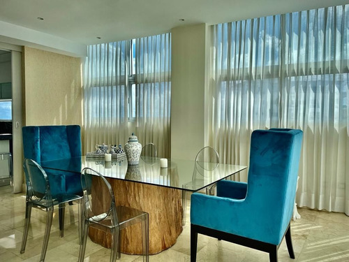 Apartamento Penthouse Con Terraza En Alquiler Amueblado En Serralles, Facil Acceso A Sectores Como Piantini, Evaristo Morales, Naco