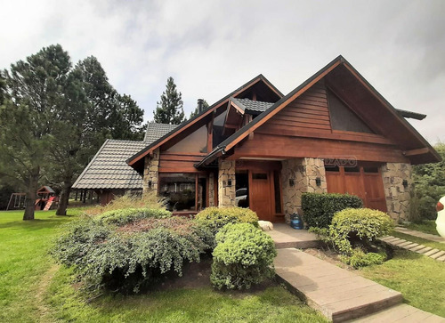Imagen 2 de 30 de Casa En Venta Ubicado En La Colina, Bariloche, Patagonia