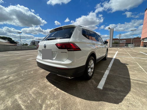 Volkswagen Tiguan Allspace 1.4 Comfortline 250 Tsi Flex 5p