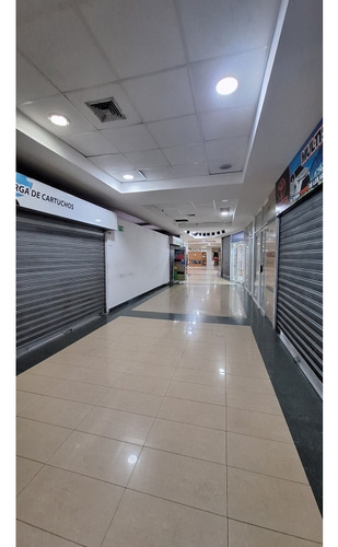 Se Alquila Local Comercial 8m2 Cc Matalinda Charallave 5677