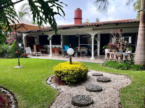 Casa De Un Nivel En Venta, Delicias, Cuernavaca, Morelos | MercadoLibre