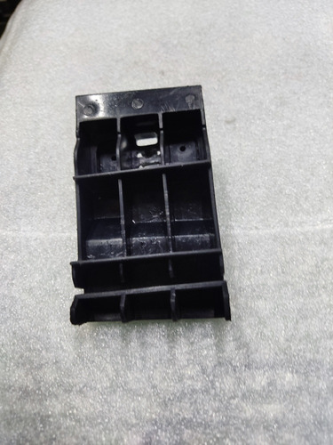 GuĂa Facia Delantera Izquierda Gm Chevy 98-02 93397922 (Usado)