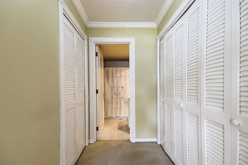 Departamento En Venta De 2 Dormitorios En Suite En Vitacura