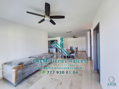 Casa Sola Con Alberca En Fraccionamiento Con Acceso Controlado, 4 Recámaras, 4.5 Baños, 3 Estacionamientos, Xochitepec, Morelos