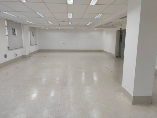 Imagem 2 de 8 de Sala Comercial Para Alugar Na Rua Coronel Xavier De Toledo 114, Centro, São Paulo - Sp - Liv-10606