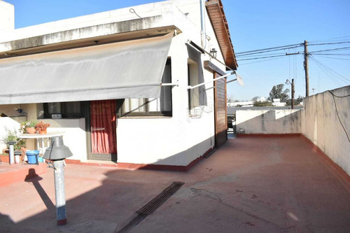 Venta Casa 3 Dormitorios Dpto - B Arguello